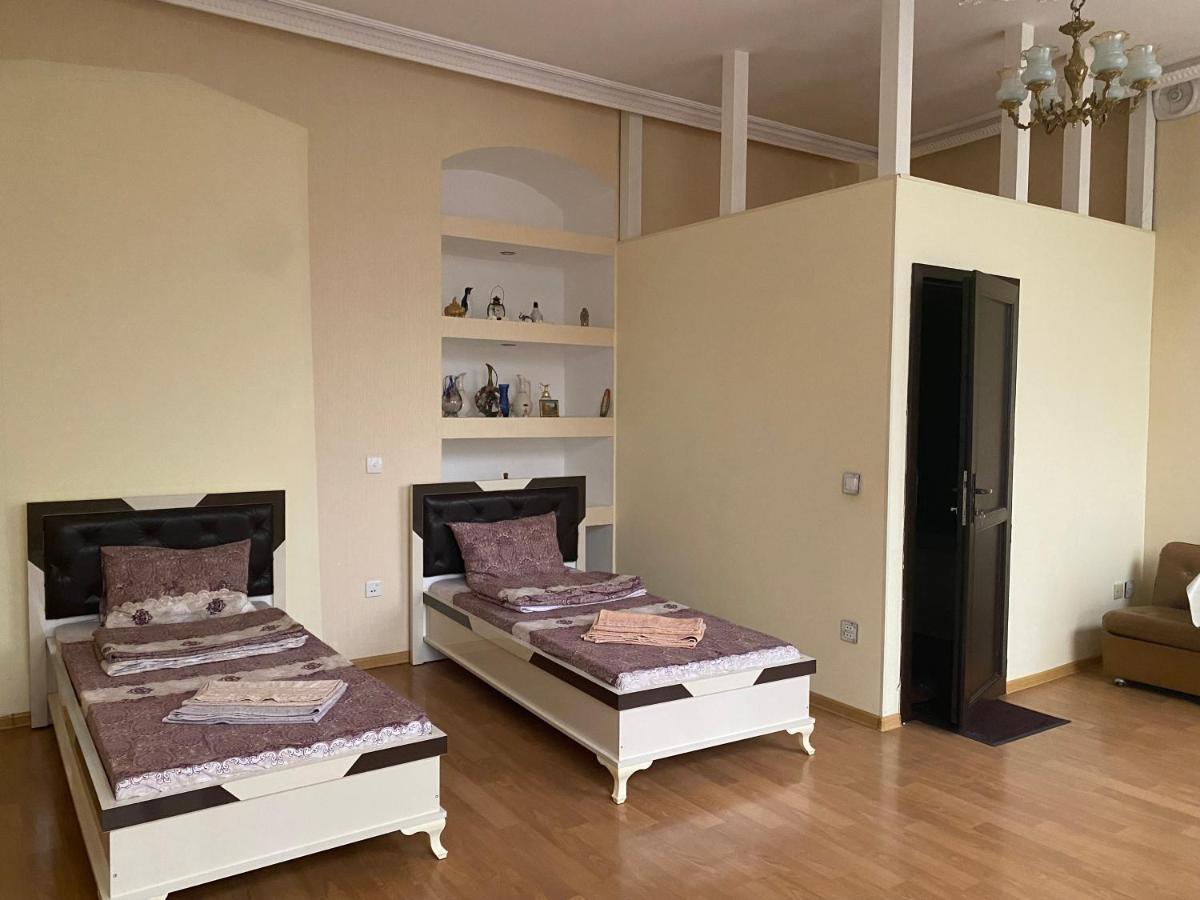 Beaming_House Hotel Şǝki Bagian luar foto