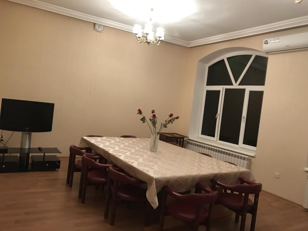 Beaming_House Hotel Şǝki Bagian luar foto