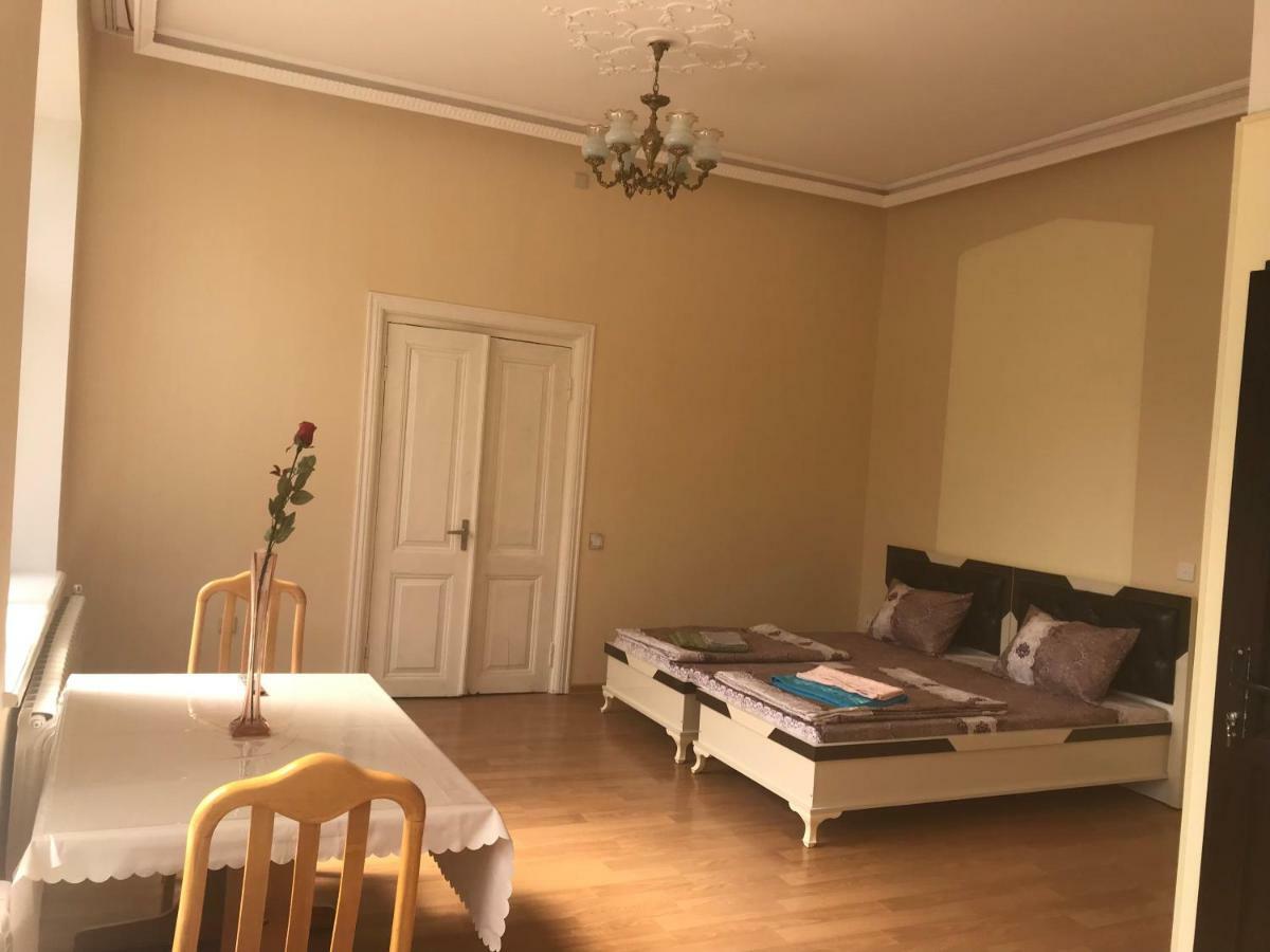 Beaming_House Hotel Şǝki Bagian luar foto